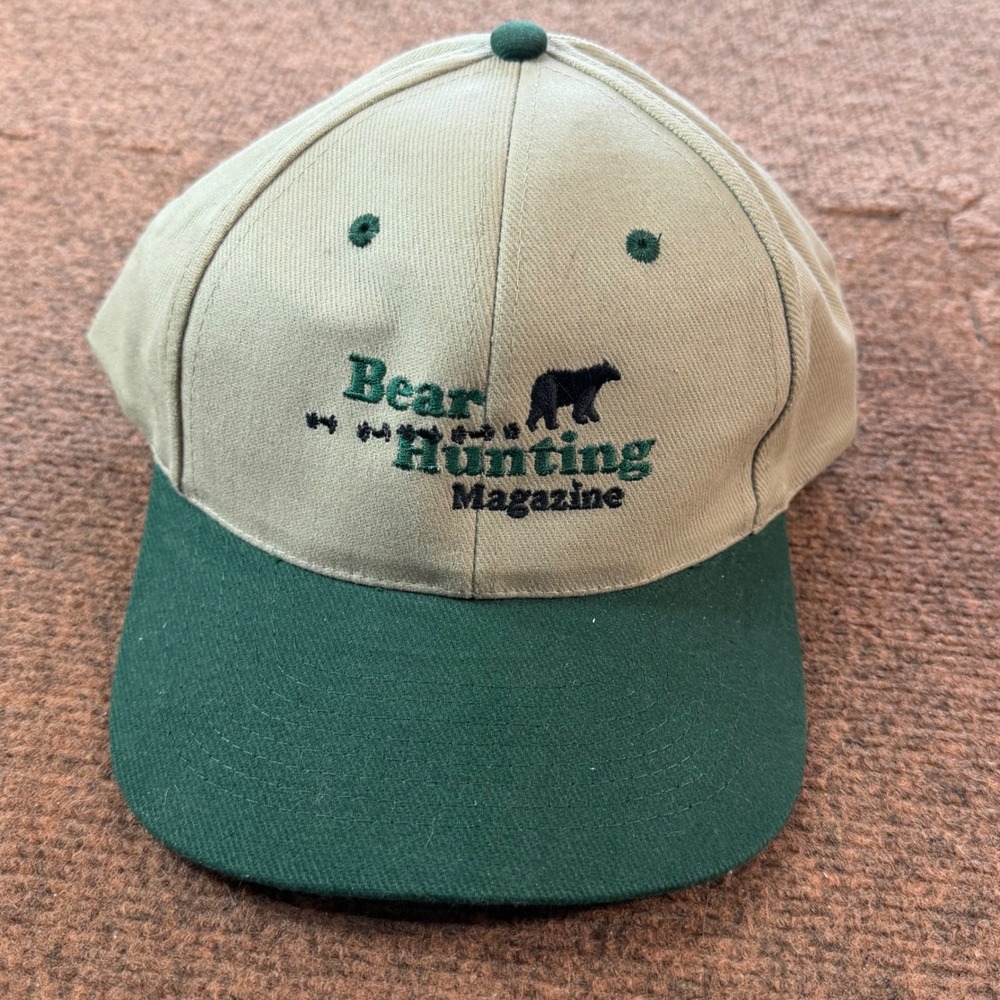 KC Bear Hunting Magazine Snapback Hat Tan Green Vintage Outdoors Hunting Cap B+